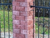 152